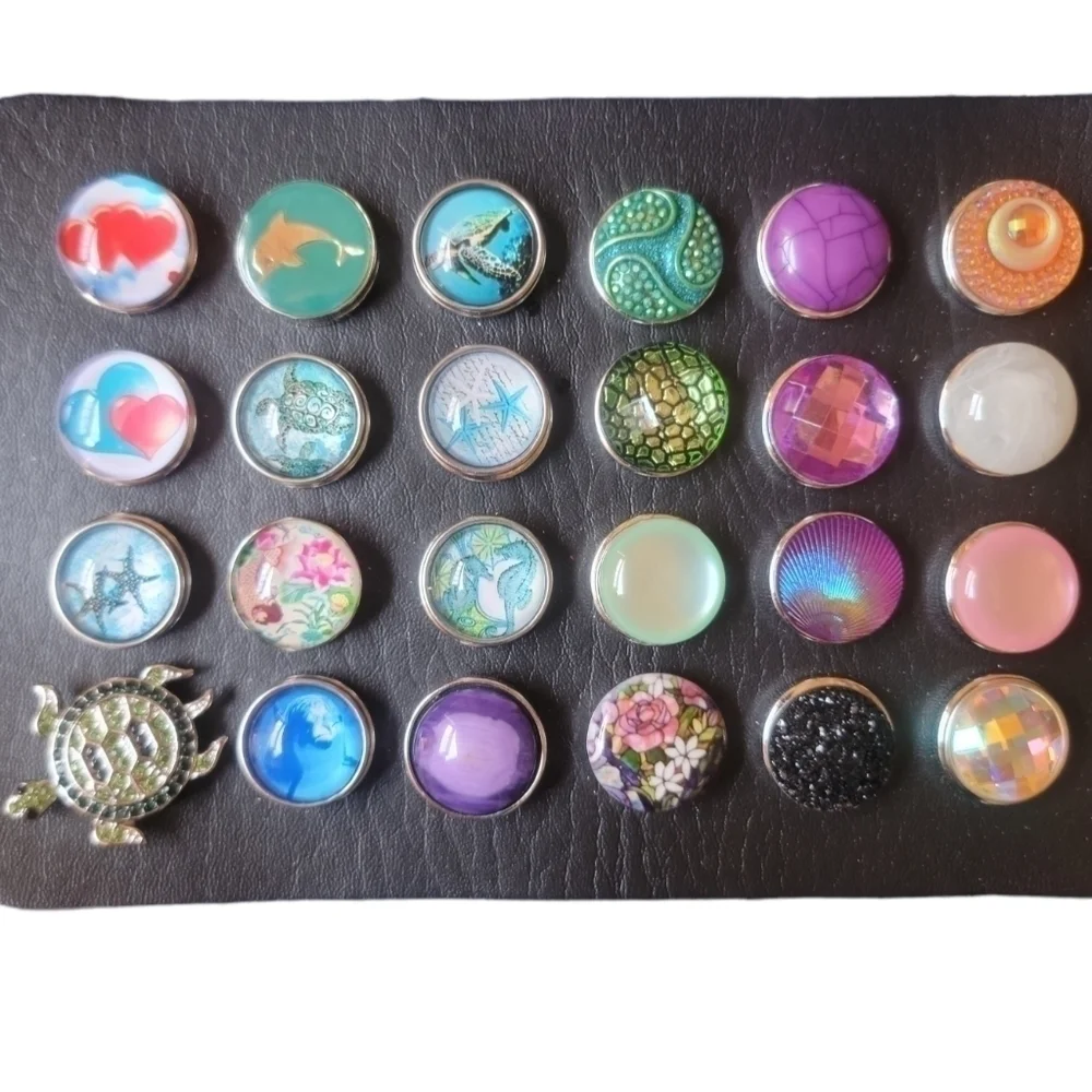 SNAPS - Picture 2 of 4